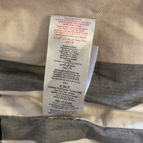 Burberry Puffy Vest (Baby) - Picture 6 of 11